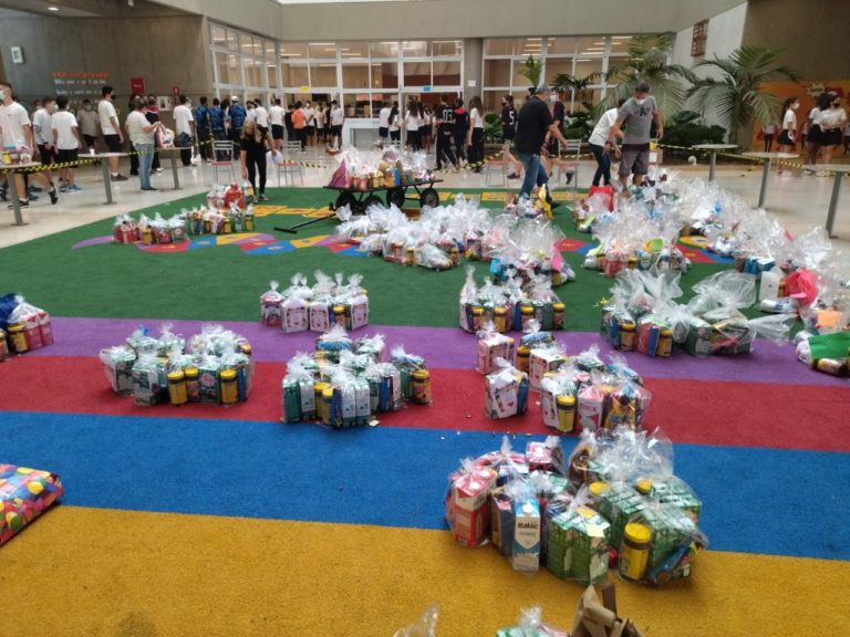Campanha do SESI Dia das Crianças arrecada mais de 900 Kits para a FEAV