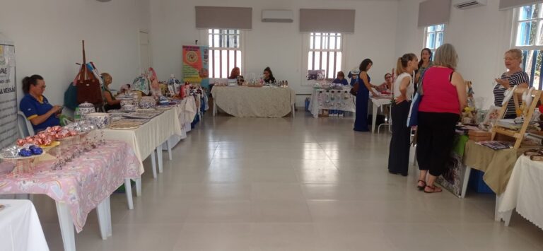 Visite a Feira do Casarão da FEAV